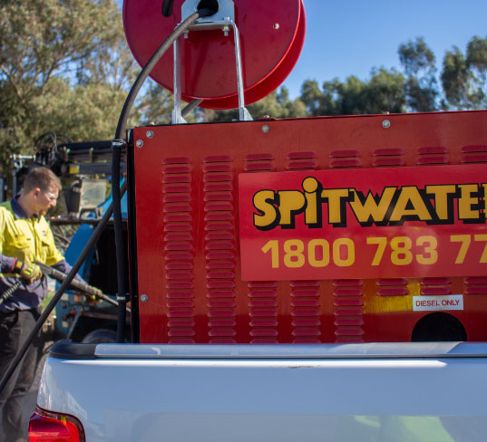 Pressure Cleaning with a Spitwater Hot Water Diesel on a Ute