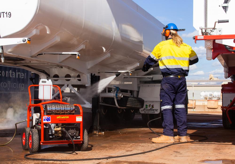 pressure cleaning a water truck with SPITWATER machine