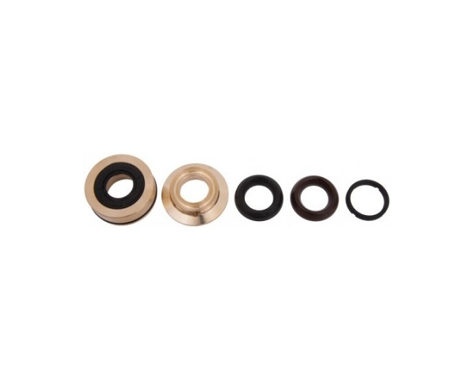 Interpump Kit 130 Contents complete 15mm seal assembly