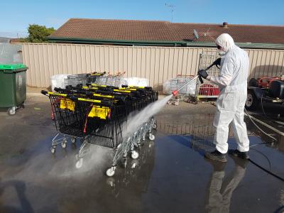 Using a Spitwater to Disinfect Shopping Trolley's